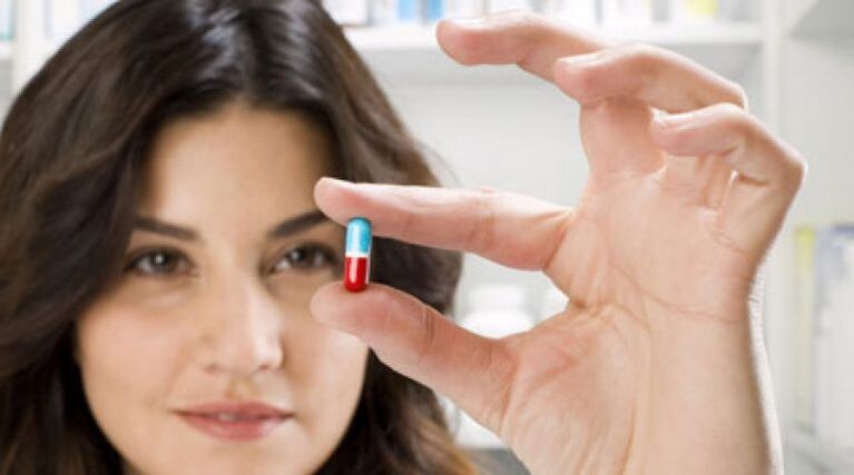 La cystite peut être guérie en prenant des médicaments